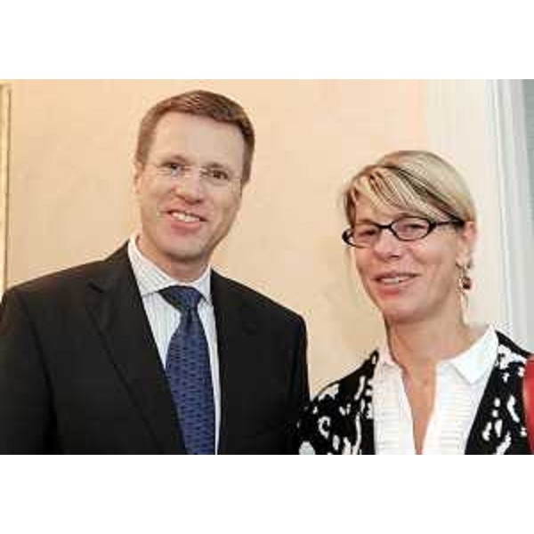 Samuel Zbogar (Mnistro Esteri Slovenia) e Federica Seganti (Assessore regionale Relazioni internazionali) nella residenza del console generale sloveno a Trieste. (Trieste 01/10/10)