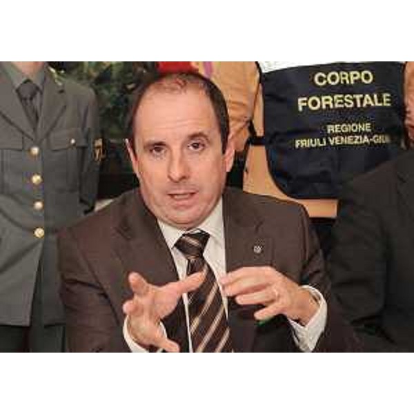 Claudio Violino (Assessore regionale Risorse agricole) nel corso dell'incontro sulla coltivazione di materiale OGM in territorio FVG. (Udine 06/10/10)