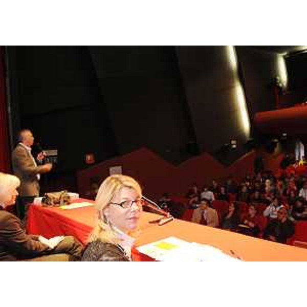 Federica Seganti (Assessore regionale Sicurezza) al convegno "Disagio giovanile e sicurezza del territorio" al Teatro Pasolini di Cervignano. (Cervignano del Friuli 15/10/10)