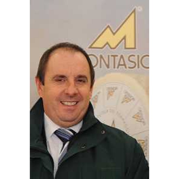 Claudio Violino (Assessore regionale Risorse agricole) alla manifestazione "Sapori di Montasio". (Codroipo 15/10/10)