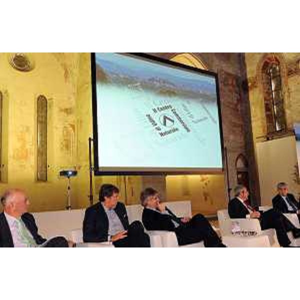 Renzo Tondo (Presidente Friuli Venezia Giulia), con Furio Honsell (Sindaco Udine) e Pietro Fontanini (Presidente Provincia Udine), al convegno "Da vocazione storica a sfida per lo sviluppo sostenibile della città" nella ex chiesa di San Francesco. (Udine 22/10/10)