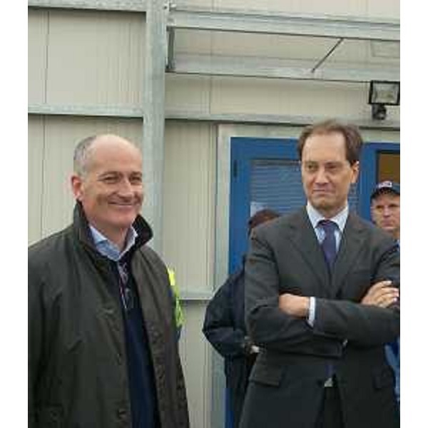 Franco Gabrielli (Vice capo Dipartimento Protezione civile) e Luca Ciriani (Vicepresidente e assessore regionale Ambiente, Energia e Politiche Montagna, delegato Protezione civile) alla fine del sopralluogo delle zone a rischio della regione. (Palmanova 23/10/10) 