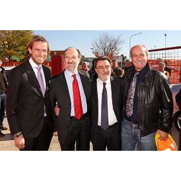 Michele Basso (Sindaco Meolo), Riccardo Riccardi (Assessore Viabilità FVG), Renato Chisso (Assessore Viabilità Veneto) e Diego Cagnato (Vicesindaco Meolo) nel corso del sopralluogo ai cantieri per la realizzazione di un nuovo casello autostradale a Meolo (VE) sulla A4. (Meolo 29/10/10)