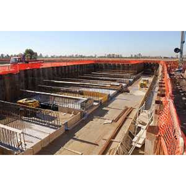 Il cantiere per la realizzazione di un nuovo casello autostradale a Meolo (VE) sulla A4. (Meolo 29/10/10)