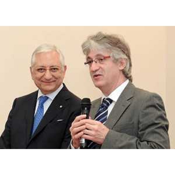 Alessandro Giacchetti (Commissario di Governo in Friuli Venezia Giulia) e Renzo Tondo (Presidente Friuli Venezia Giulia) nel corso dell'incontro con i "consiglieri di Prefettura", nella sede della Regione. (Trieste 18/11/10)