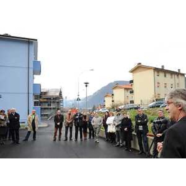 Renzo Tondo (Presidente Friuli Venezia Giulia) interviene all'inaugurazione di un edificio di edilizia residenziale pubblica, in via Illegio in località Betania. (Tolmezzo 23/11/10)
