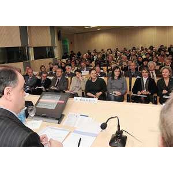 Roberto Molinaro (Assessore regionale Ricerca) alla nona conferenza annuale del Coordinamento degli Enti di Ricerca del Friuli Venezia Giulia, all'AREA Science Park. (Trieste 30/11/10) 