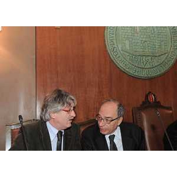 Renzo Tondo (Presidente Friuli Venezia Giulia) e Alfredo Mantica (Sottosegretario Esteri) nel corso della celebrazione dei 110 anni dell'Università Popolare di Trieste, nella sala del Consiglio del Comune. (Trieste 02/12/10)