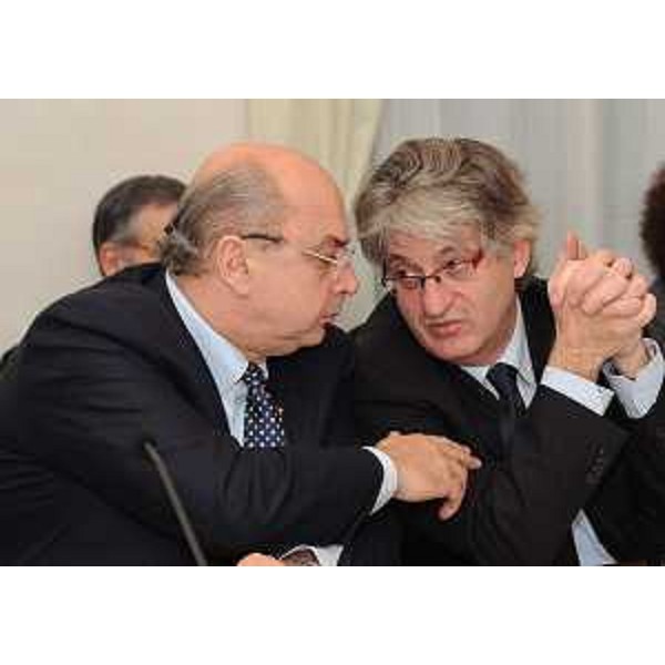 Roberto Dipiazza (Sindaco Trieste) e Renzo Tondo (Presidente Friuli Venezia Giulia) al Tavolo convocato dalla Regione sul futuro della Ferriera di Servola. (Trieste 06/12/10)