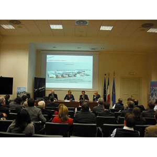 Conferenza stampa di presentazione della partecipazione del Friuli Venezia Giulia alla BIT-Borsa Italiana del Turismo 2011, con Federica Seganti (Assessore regionale Attività produttive) e Andrea di Giovanni (Direttore Turismo FVG). (Trieste 04/02/11)