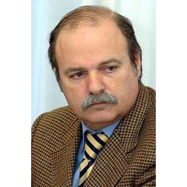 Gianfranco Moretton (Vicepresidente e Assessore regionale all'ambiente, lavori pubblici e protezione civile) - primo piano (21/01/2005)