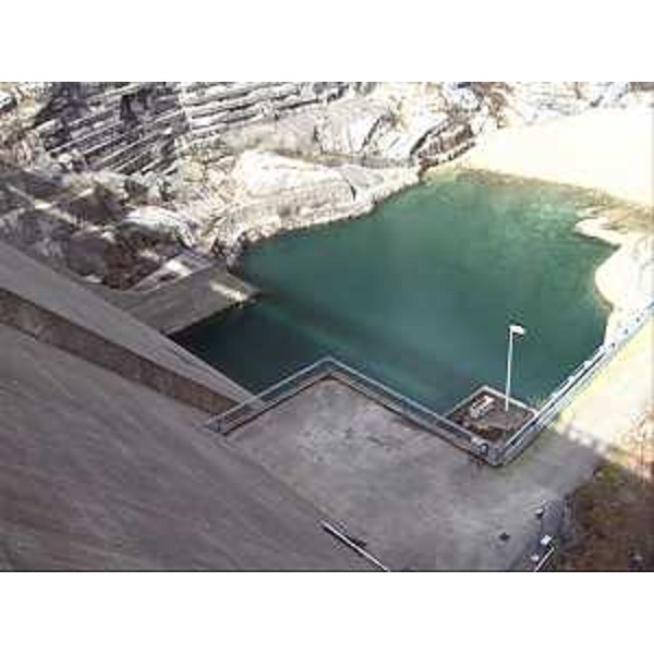 Bacino della diga di Ravedis sul torrente Cellina - Ravedis 10/03/2014