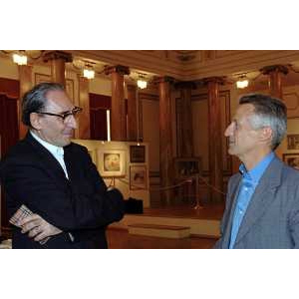 Riccardo Illy (Presidente Regione Friuli Venezia Giulia) e Franco Battiato alla consegna del Premio Lucchetta (Trieste, 23/07/05)
