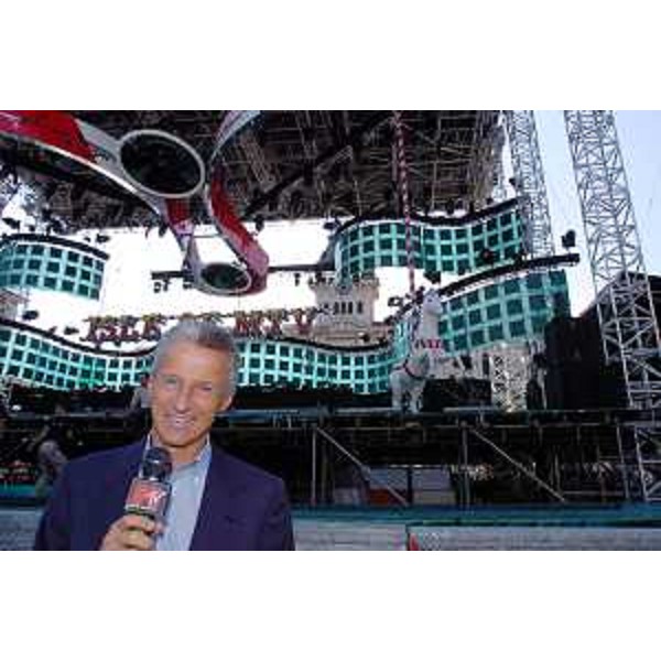 Riccardo Illy (Presidente Regione Friuli Venezia Giulia) intervistato da MTV per "ISLE OF MTV" (Trieste, 13/07/05)