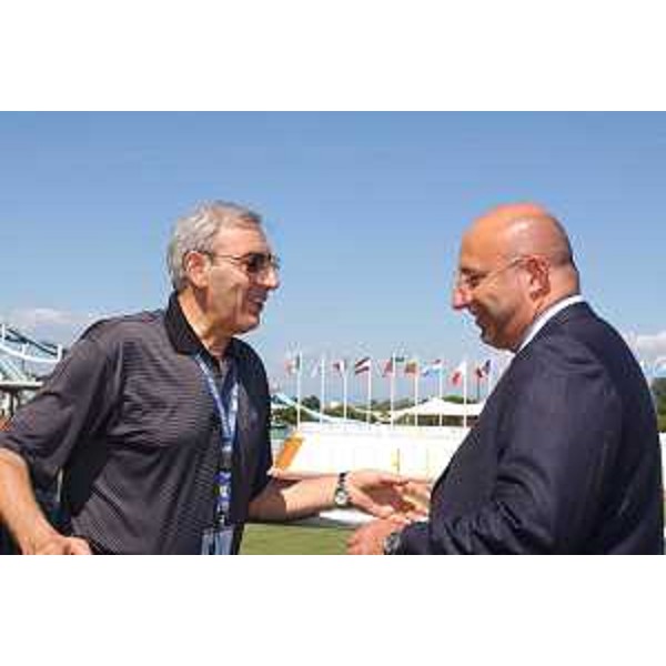 Enrico Bertossi (Assessore Regionale alle attività produttive) visita allo stadio accompagnato dal Segretario Generale EYOF 2005 Baldassini (Lignano, 02/07/05)