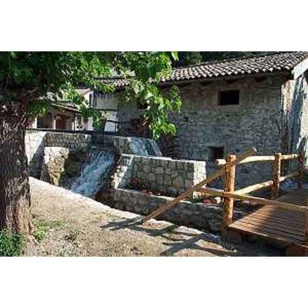 Cavazzo Carnico: consegna dei lavori di manutenzione della Roggia. (Cavazzo Carnico 24/06/05)