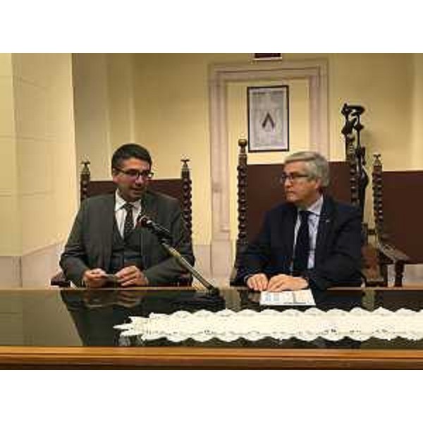 L'assessore regionale alle Autonomie locali Pierpaolo Roberti e il sindaco di Udine Pietro Fontanini.