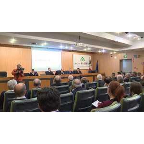 Il vicegovernatore del Friuli Venezia Giulia con delega alla Protezione civile Riccardo Riccardi, alla presentazione del piano maltempo, a Tolmezzo