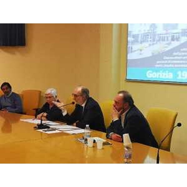 Il vicegovernatore della Regione FVG, RiccardoRiccardi, interviene alla Conferenza dei servizi e Giornata della Trasparenza organizzata dall'Azienda per l'assistenza sanitaria Bassa Friulana-Isontina