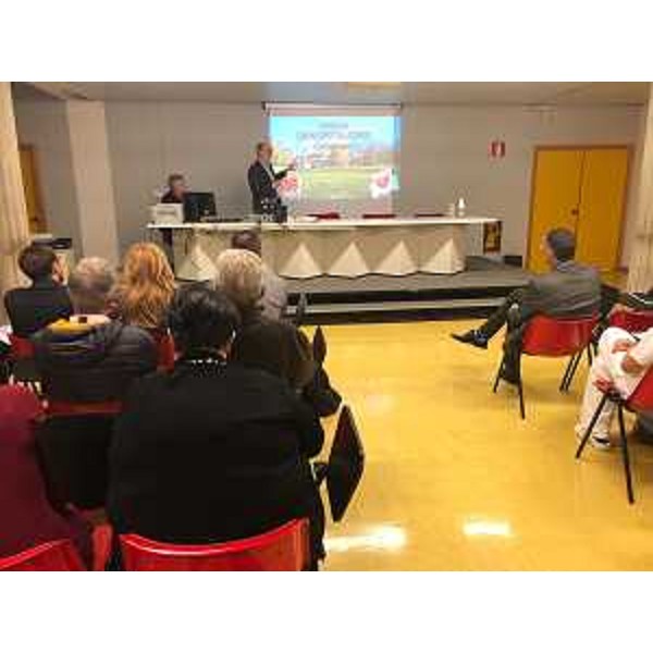 La presentazione, al Presidio ospedaliero di Gemona, alla presenza di specialisti, medici, personale sanitario (Foto ARC)
