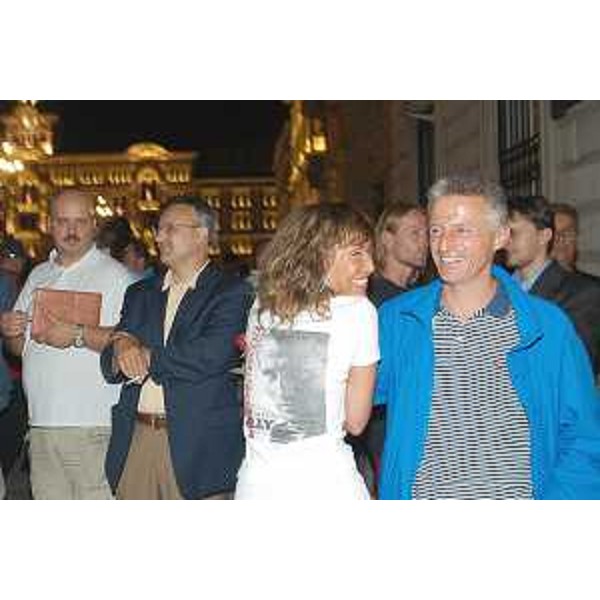 Festeggiamenti a Trieste per l'elezione di Riccardo Illy alle regionali del Friuli Venezia Giulia, 8 e 9 giugno 2003. (Trieste, 09/06/03) 