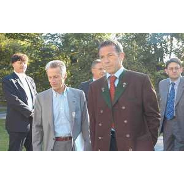 Riccardo Illy (Presidente Friuli Venezia Giulia) e Joerg Haider (Presidente Land Carinzia) a Warmbad/Villaco. (Warmbad/Villaco 20/09/03)