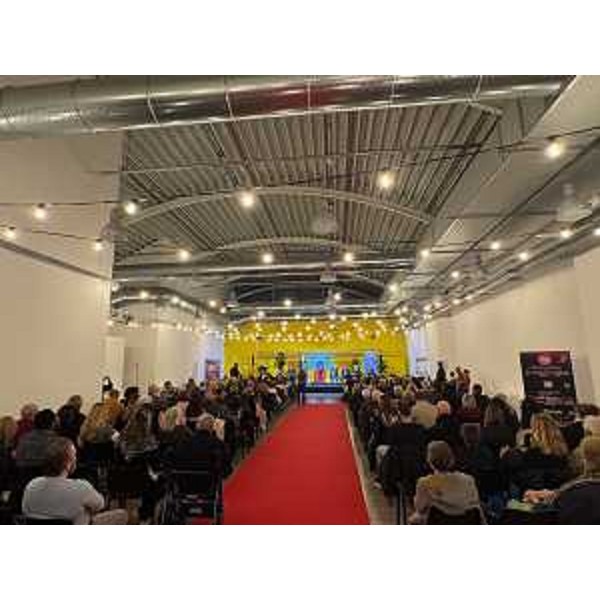 La sala del centro commerciale Città Fiera che ha ospitato la cerimonia di premiazione - La sala del centro commerciale Città Fiera che ha ospitato la cerimonia di premiazione